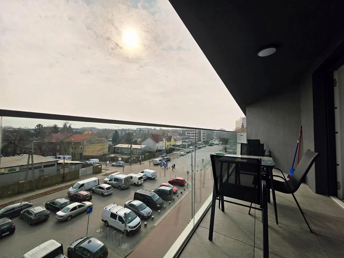 Zenit Sunrise Oasis With Terrace & Garage Parking Appartement Boedapest 0*,  Hongarije